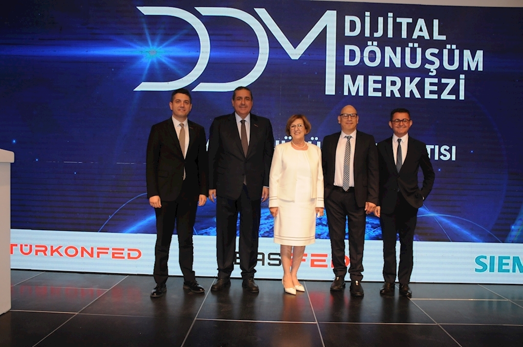 Dijital Dönüşüm Merkezi’nin Yeni Dönem Faaliyetleri İzmir’de Başladı