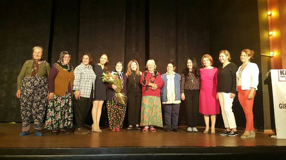 Hatay KAGİD, Arslanköy Kadınlar Tiyatro Topluluğu'nu Antakyalılar'la Buluşturdu