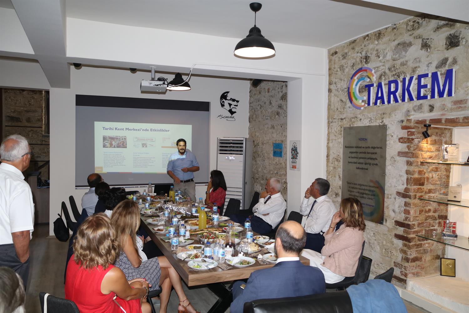 Kent-Bölge: Yönetimde Yeni Dinamikler Rapor Toplantısı / 4 Eylül 2019 - İzmir - 7