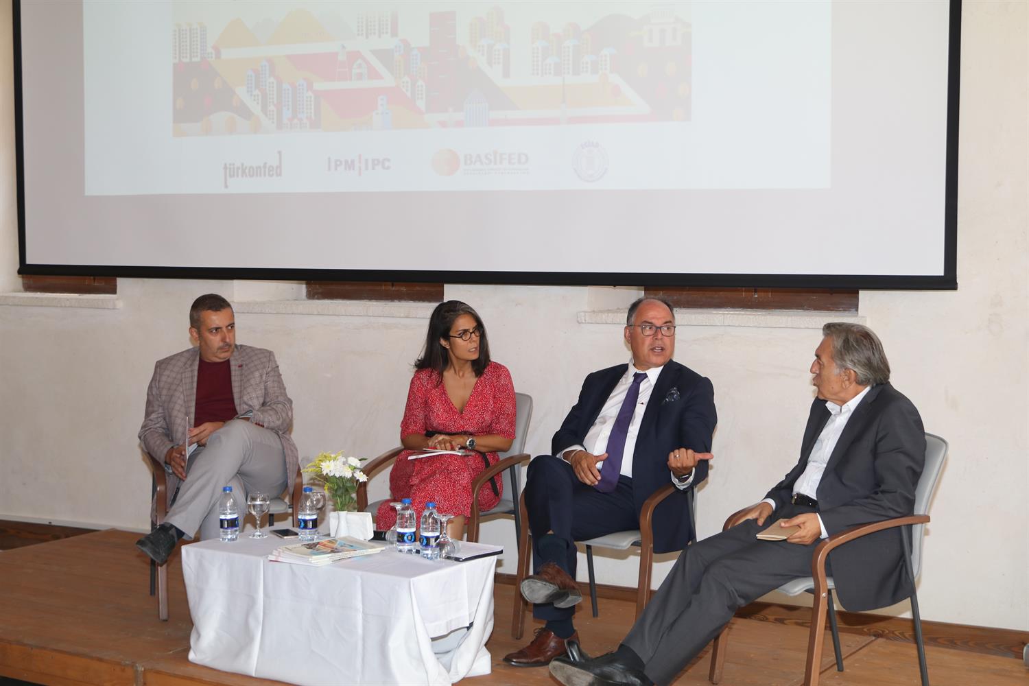 Kent-Bölge: Yönetimde Yeni Dinamikler Rapor Toplantısı / 4 Eylül 2019 - İzmir - 18