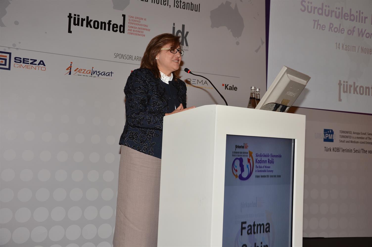 Sürdürülebilir Ekonomide Kadının Rolü Zirvesi - 3