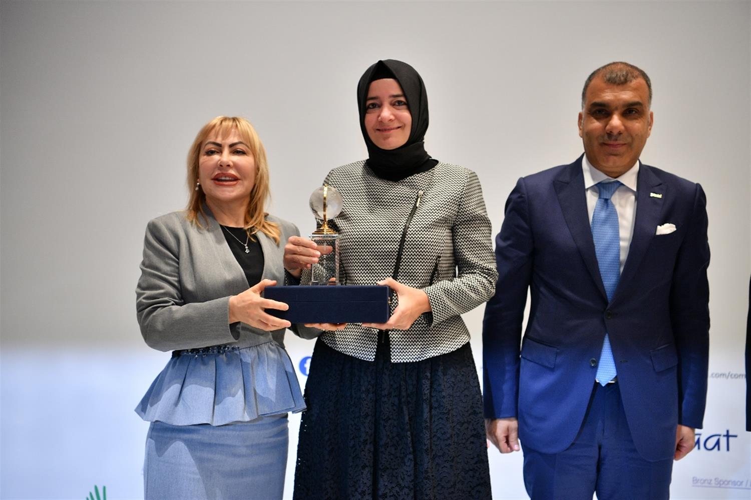 'Sürdürülebilir Kalkınma Hedeflerinde Kadının Rolü Zirvesi' - 19 Ekim 2017 İstanbul - 12