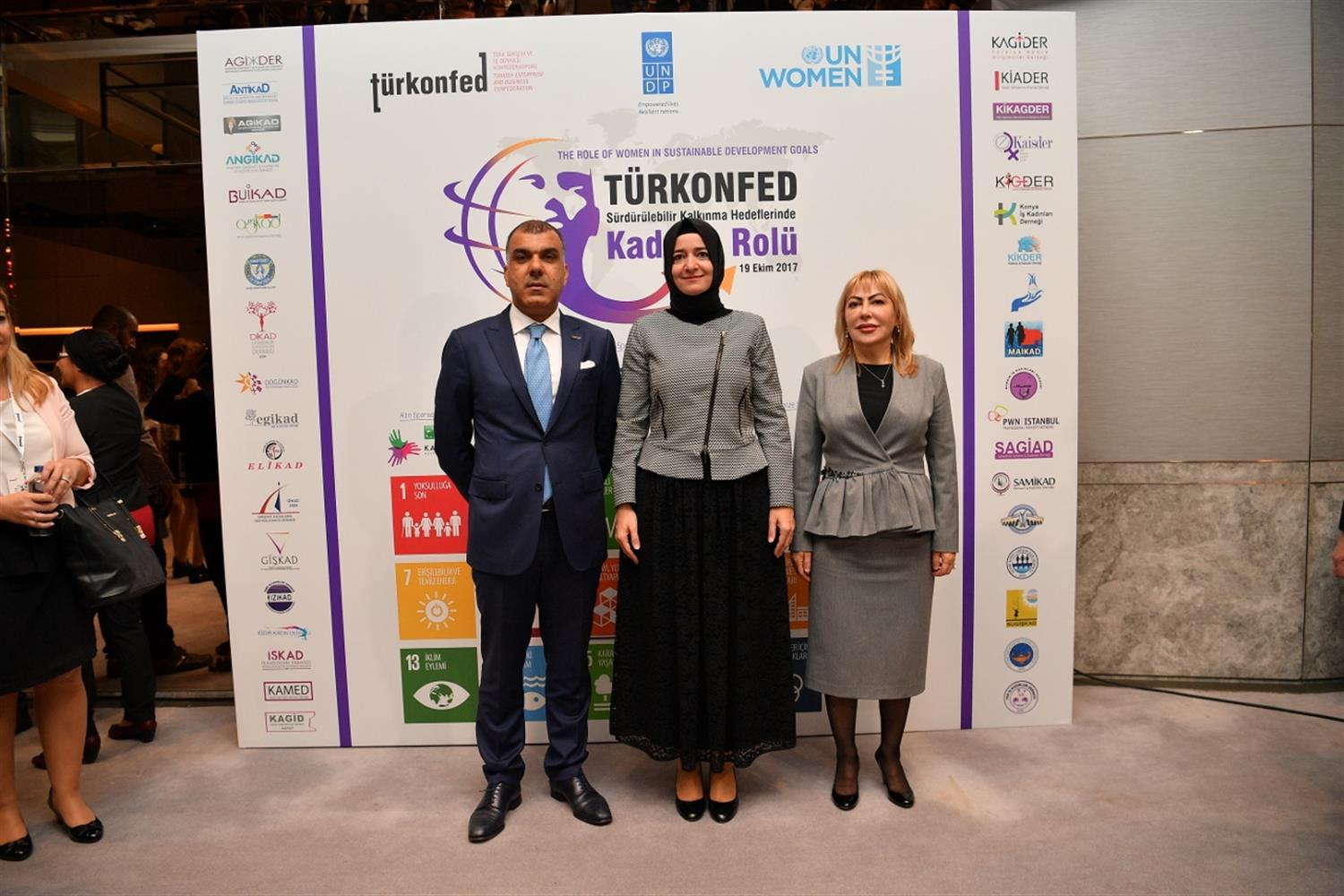 'Sürdürülebilir Kalkınma Hedeflerinde Kadının Rolü Zirvesi' - 19 Ekim 2017 İstanbul - 13