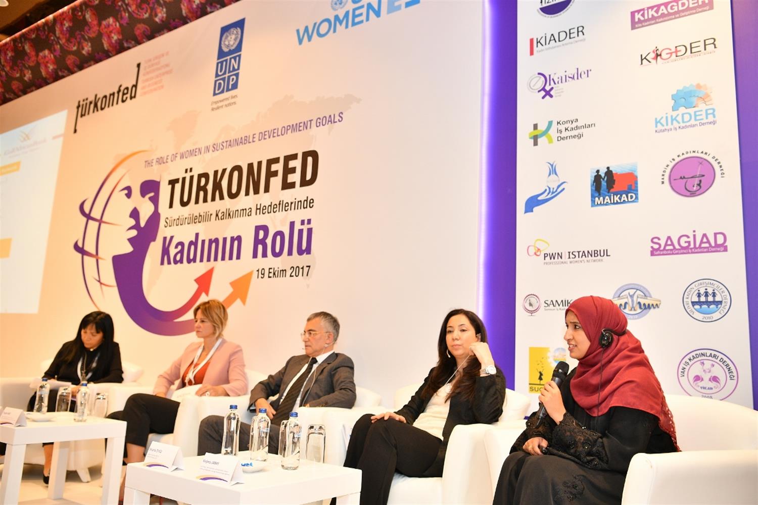 'Sürdürülebilir Kalkınma Hedeflerinde Kadının Rolü Zirvesi' - 19 Ekim 2017 İstanbul - 30