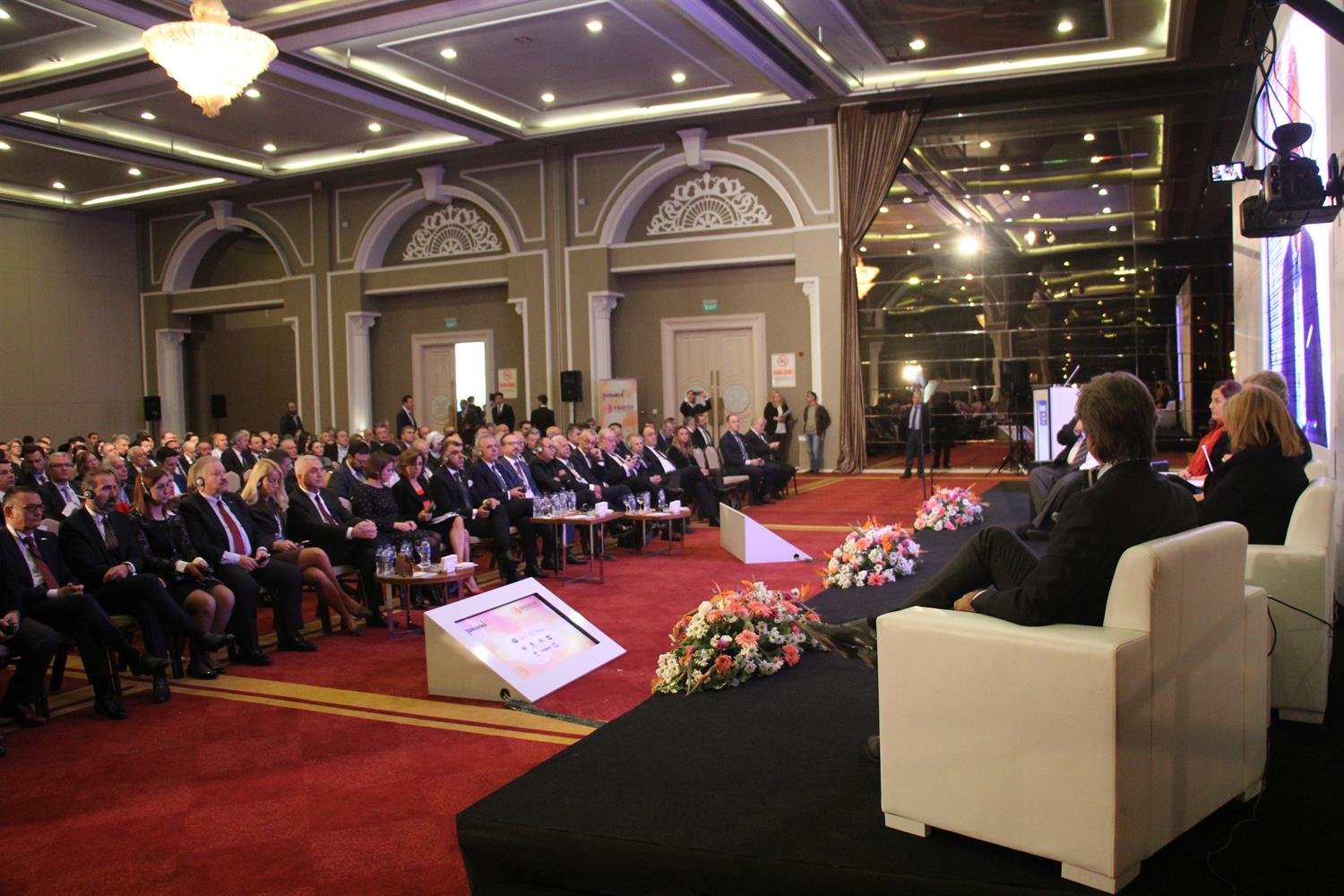 TÜRKONFED 20. Girişim ve İş Dünyası Zirvesi / 19.11.2016 - 27