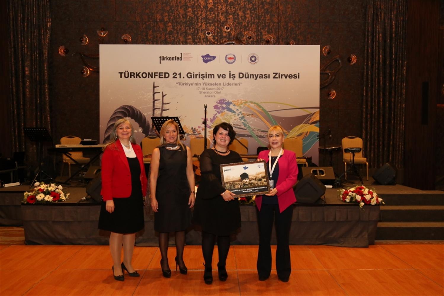 TÜRKONFED 21. Girişim ve İş Dünyası Zirvesi, 17-18 Kasım 2017/Ankara - 54
