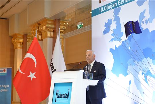 Süleyman Onatça, TÜRKONFED 10. Olağan Genel Kurulu'nda konuştu