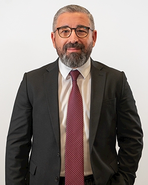 Onur ÜNLÜ